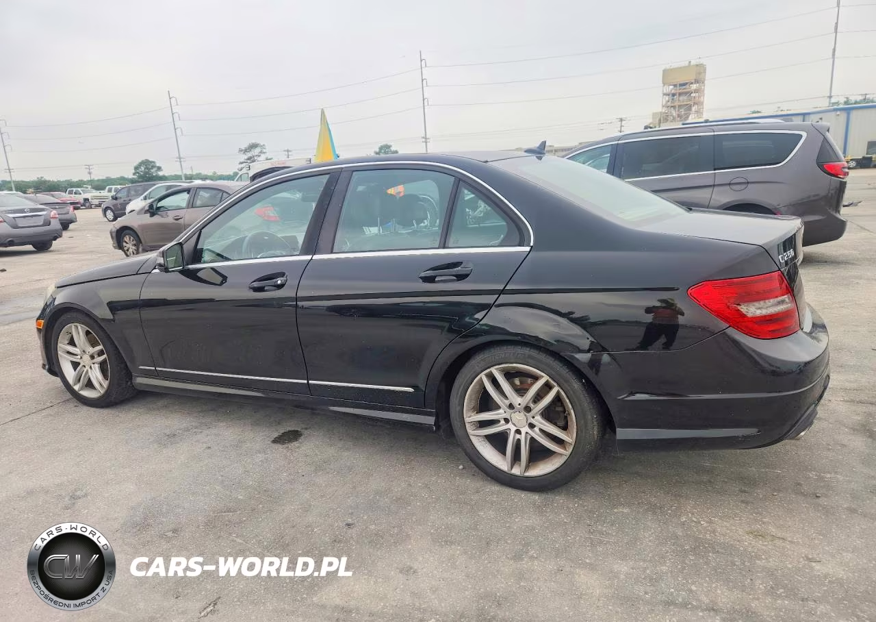 2013 Mercedes-Benz C 250 VIN:WDDGF4HB9DR269681 - 2