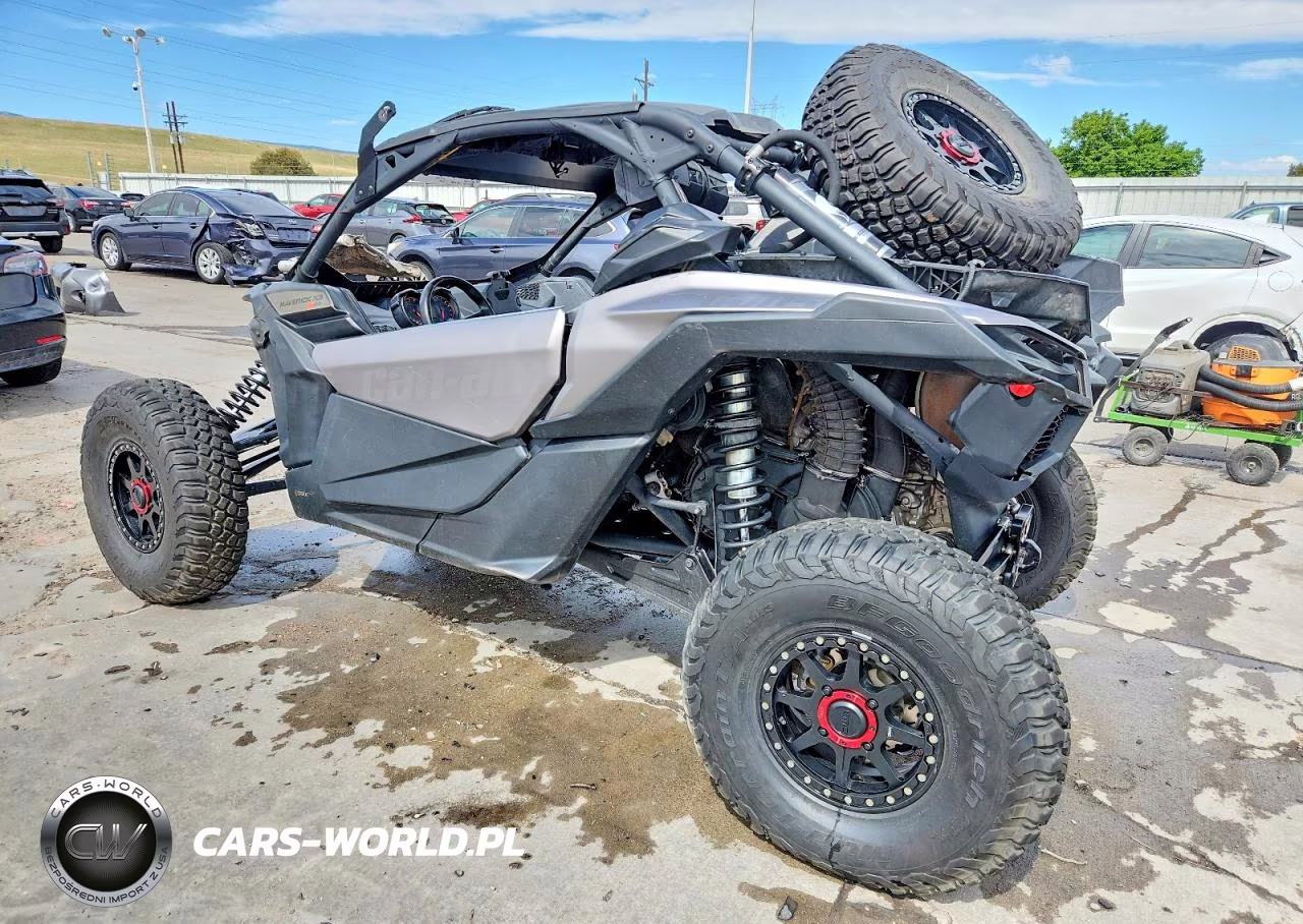 2018 Can-Am Maverick X3 X Rs Turbo R VIN:3JBVXAW46JK003399 - 3