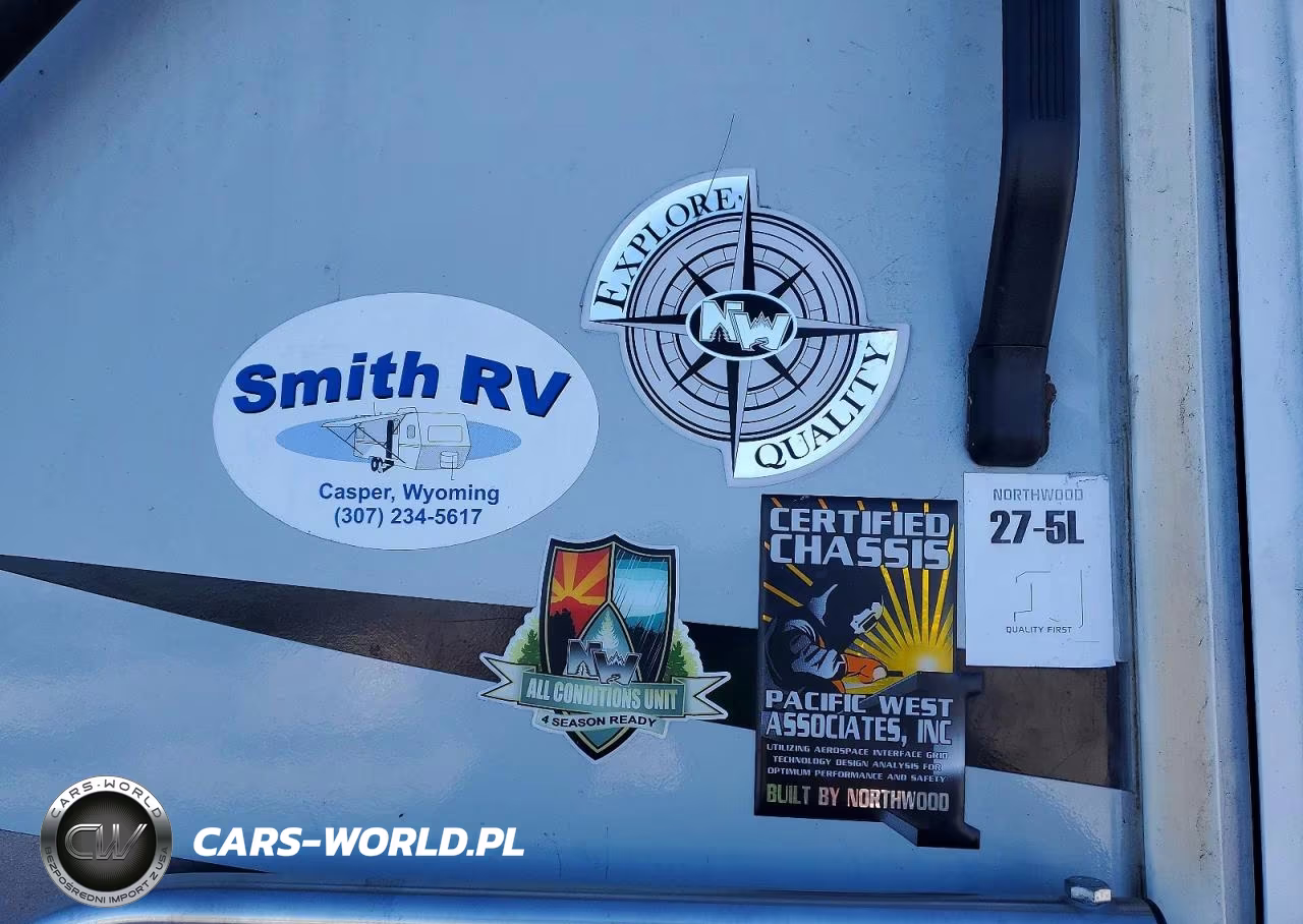 2019 Arctic Fox Silver Fox Edition S VIN:4N15L2725K0151257 - 8