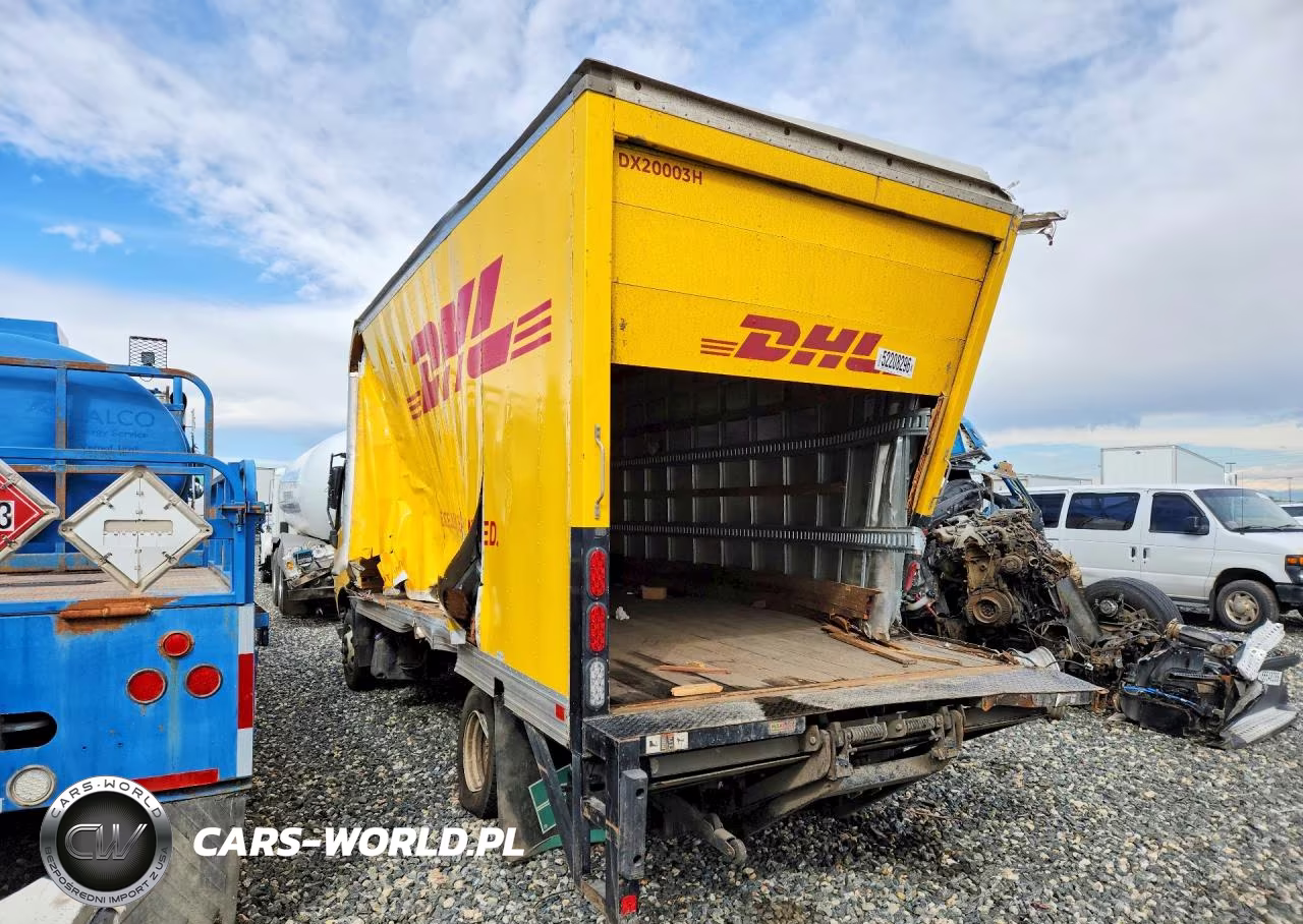 2020 Hino 155 Box Truck VIN:JHHYDM1H8LK008324 - 2