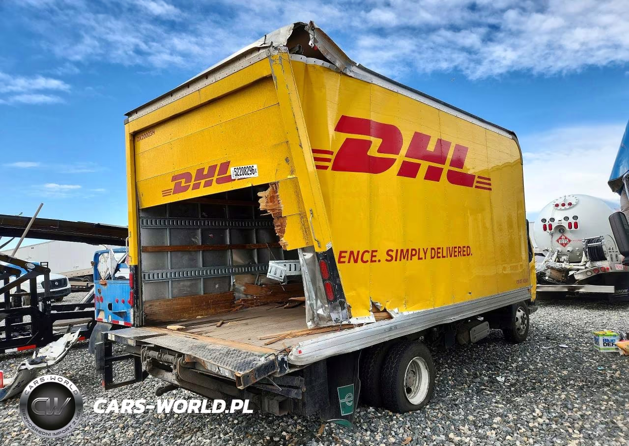 2020 Hino 155 Box Truck VIN:JHHYDM1H8LK008324 - 3