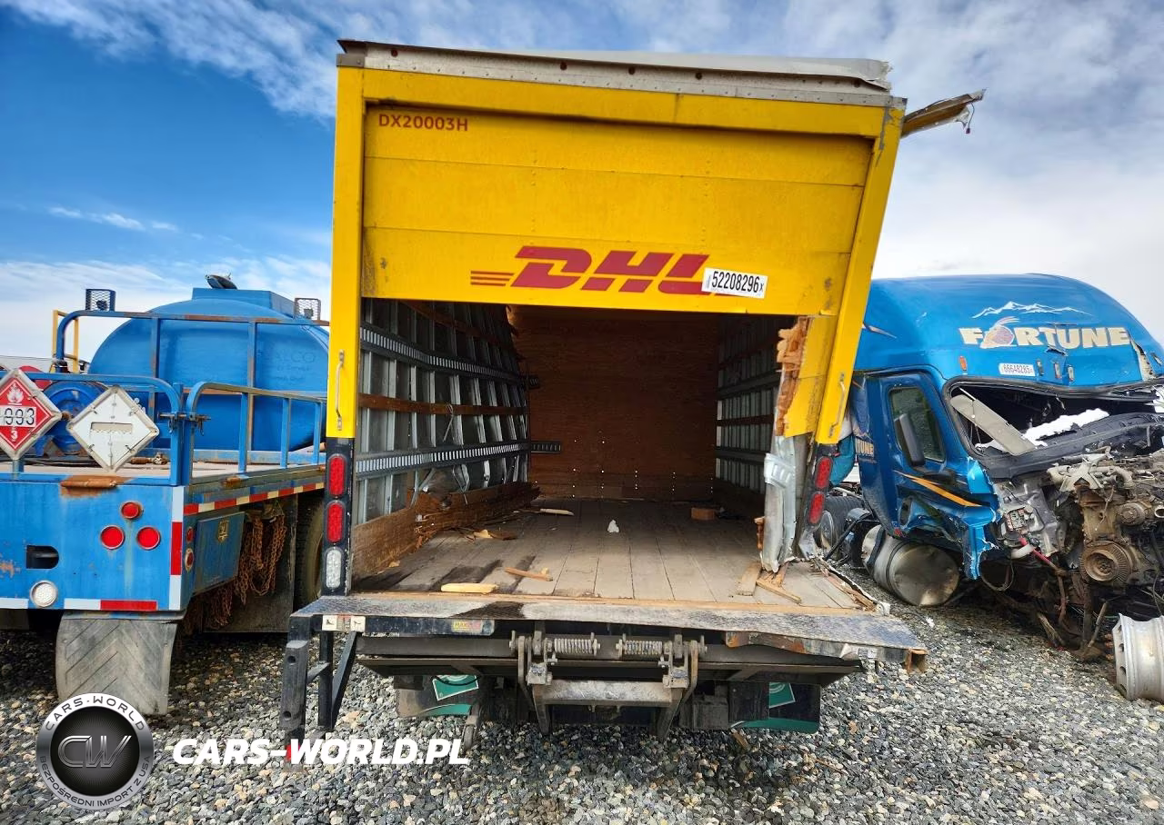 2020 Hino 155 Box Truck VIN:JHHYDM1H8LK008324 - 6