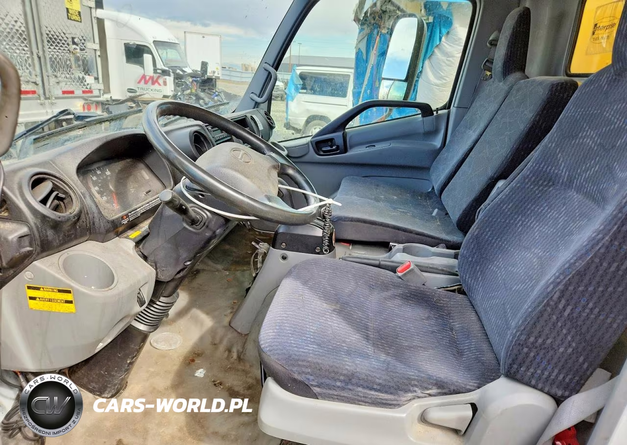 2020 Hino 155 Box Truck VIN:JHHYDM1H8LK008324 - 7