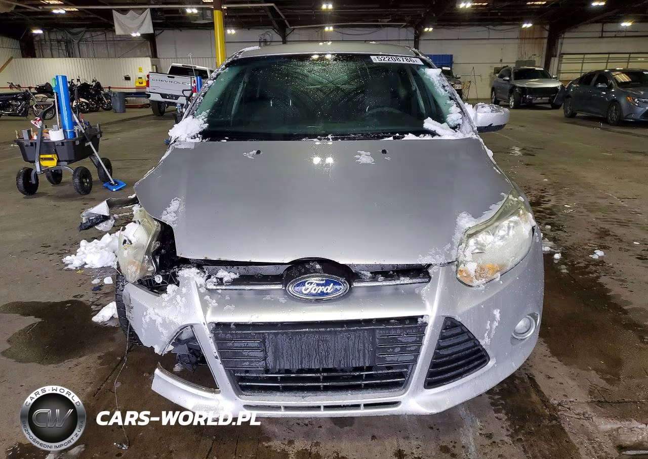 2012 Ford Focus Se VIN:1FAHP3F22CL141332 - 5