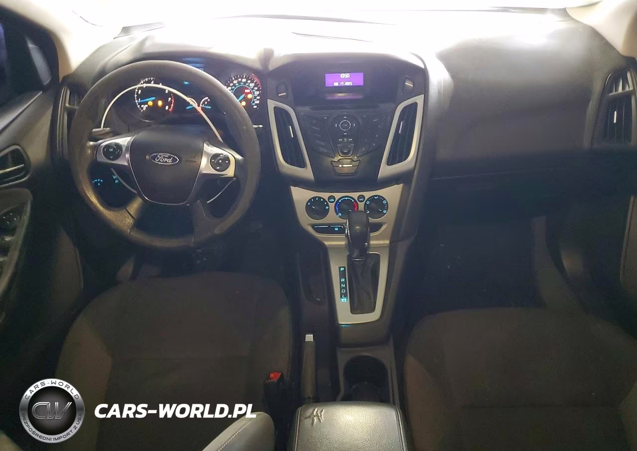 2012 Ford Focus Se VIN:1FAHP3F22CL141332 - 8