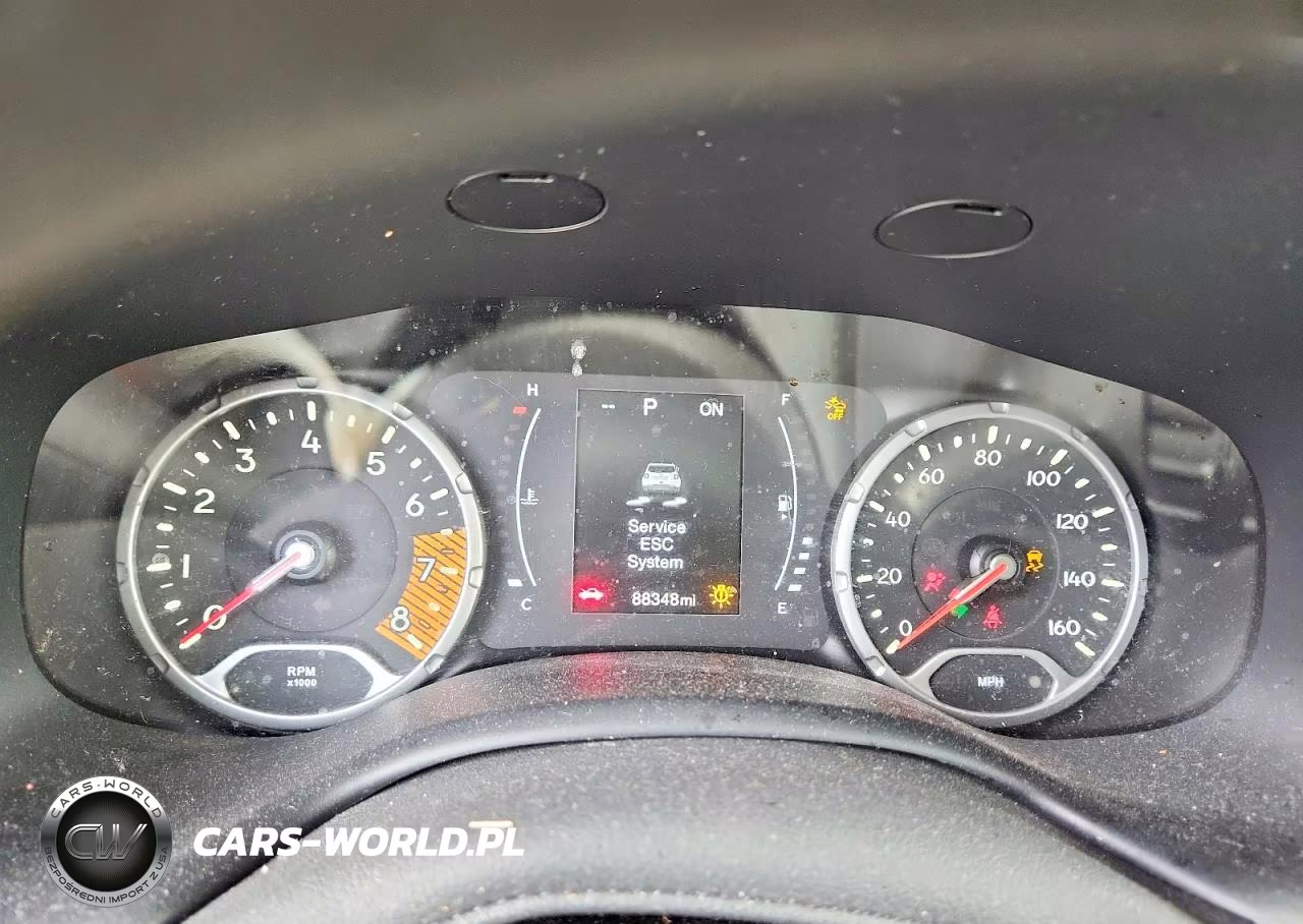 2023 Jeep Renegade Latitude VIN:ZACNJDB18PPP29445 - 9