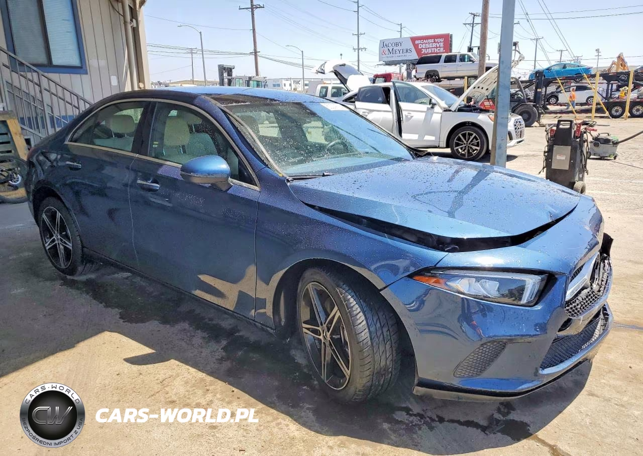2021 Mercedes-Benz A 220 VIN:W1K3G4EB8MJ295977 - 4