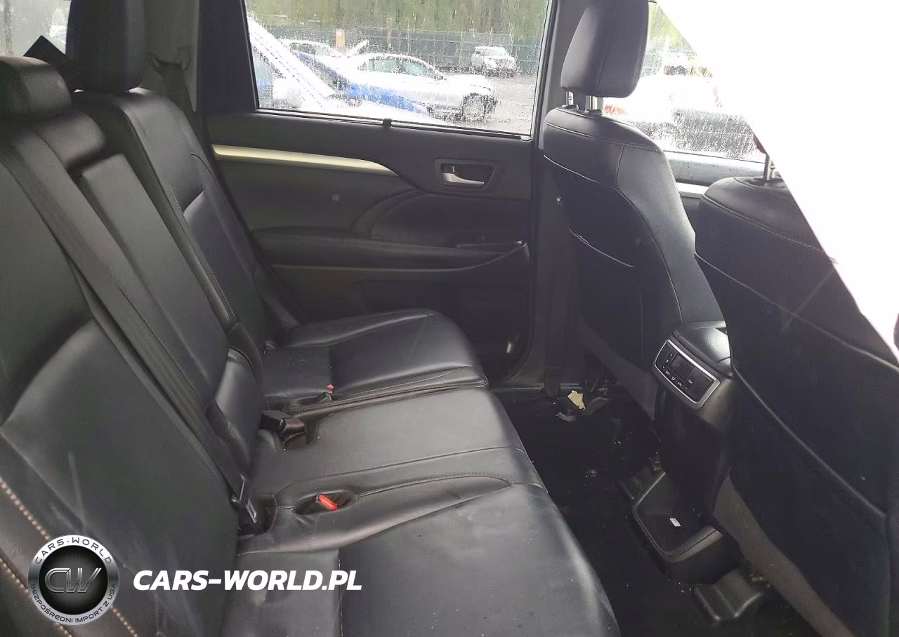 2018 Toyota Highlander Xle VIN:5TDJZRFHXJS906683 - 11