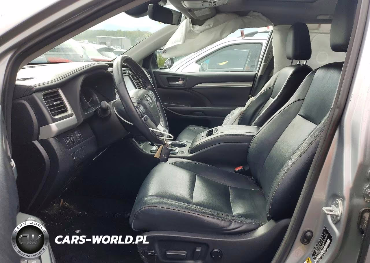 2018 Toyota Highlander Xle VIN:5TDJZRFHXJS906683 - 7