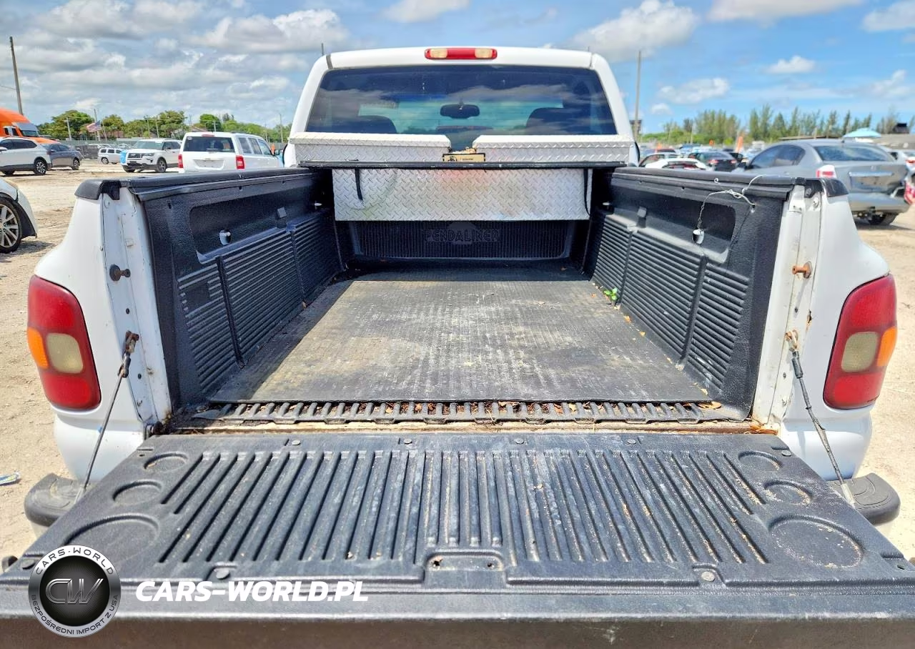 2003 Chevrolet Silverado C1500 VIN:1GCEC14V93Z276380 - 10