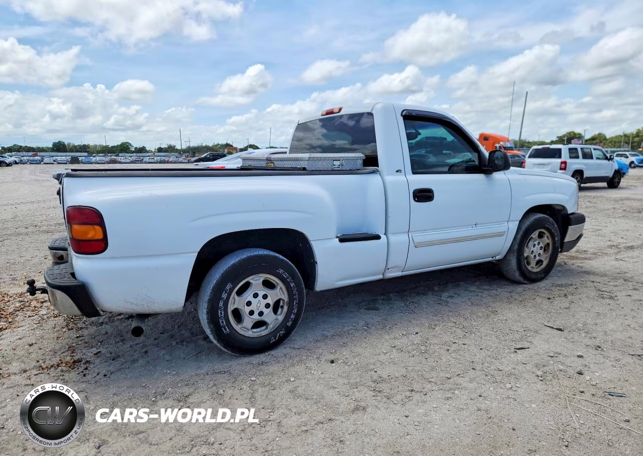 2003 Chevrolet Silverado C1500 VIN:1GCEC14V93Z276380 - 3