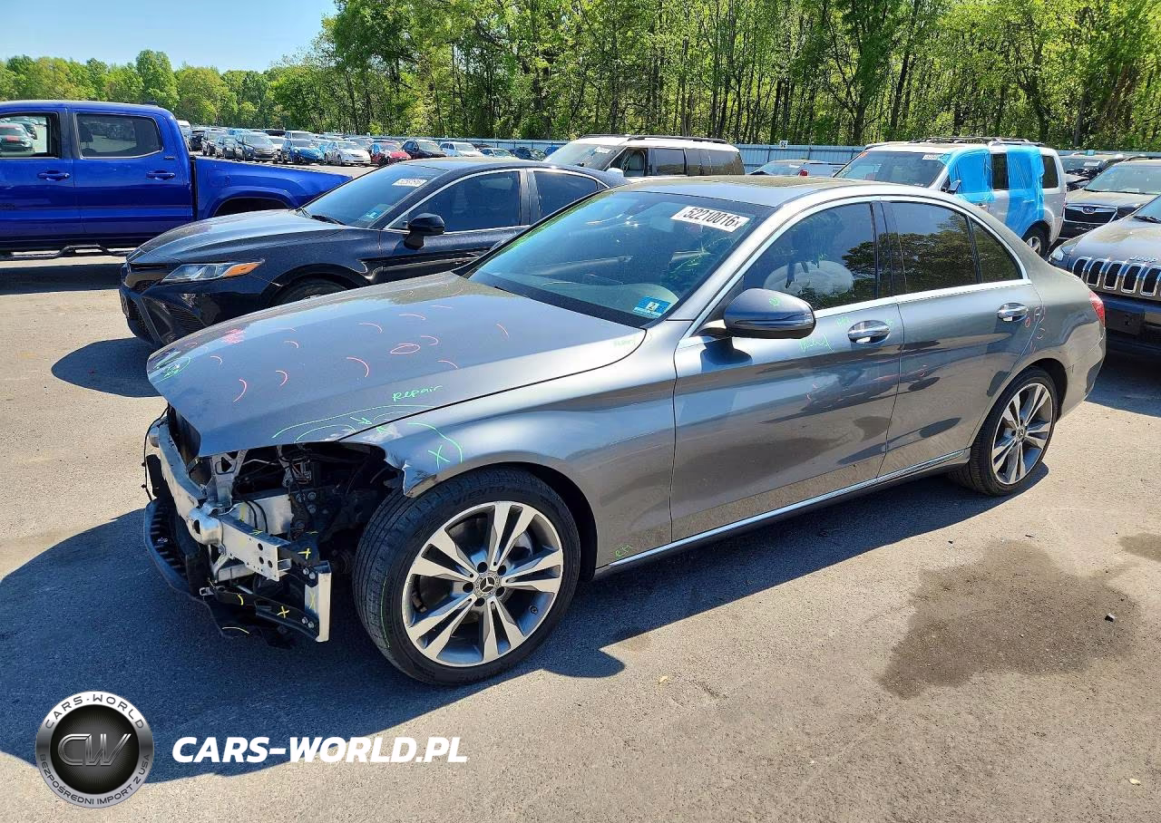 2019 Mercedes-Benz C 300