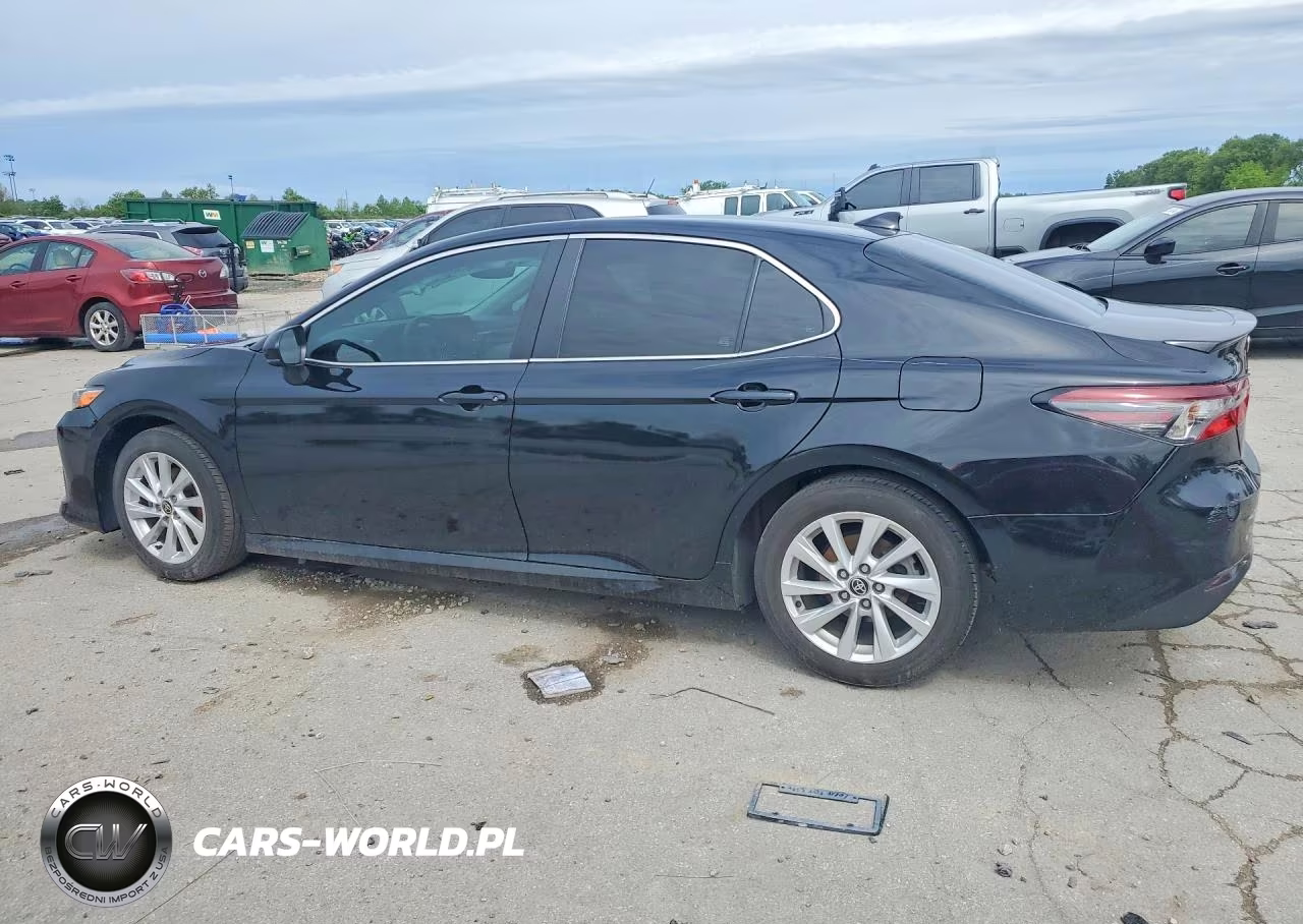 2023 Toyota Camry Le VIN:4T1C11AK6PU104863 - 2
