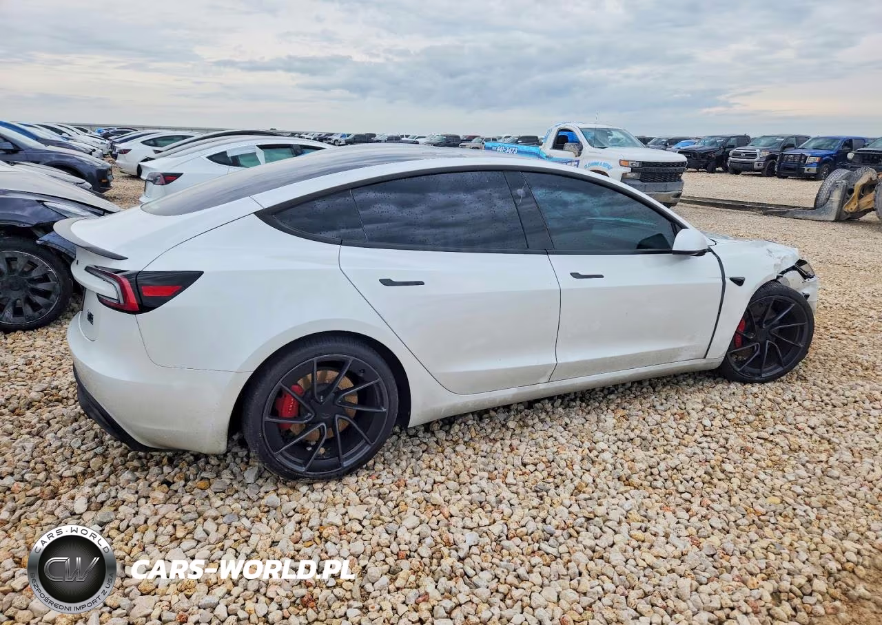 2025 Tesla Model 3 VIN:5YJ3E1ET9SF077851 - 3