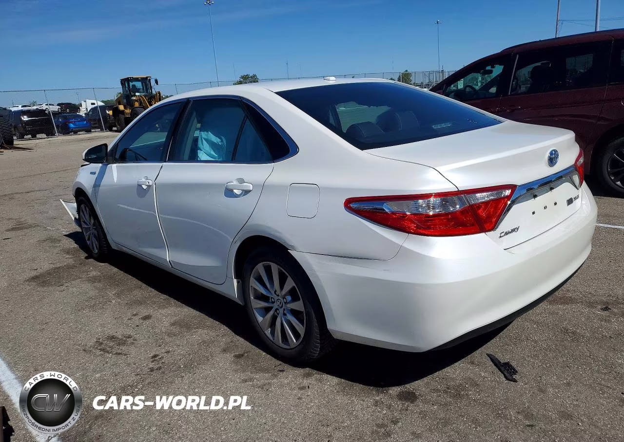 2015 Toyota Camry Hybrid Xle VIN:4T1BD1FK8FU147823 - 2