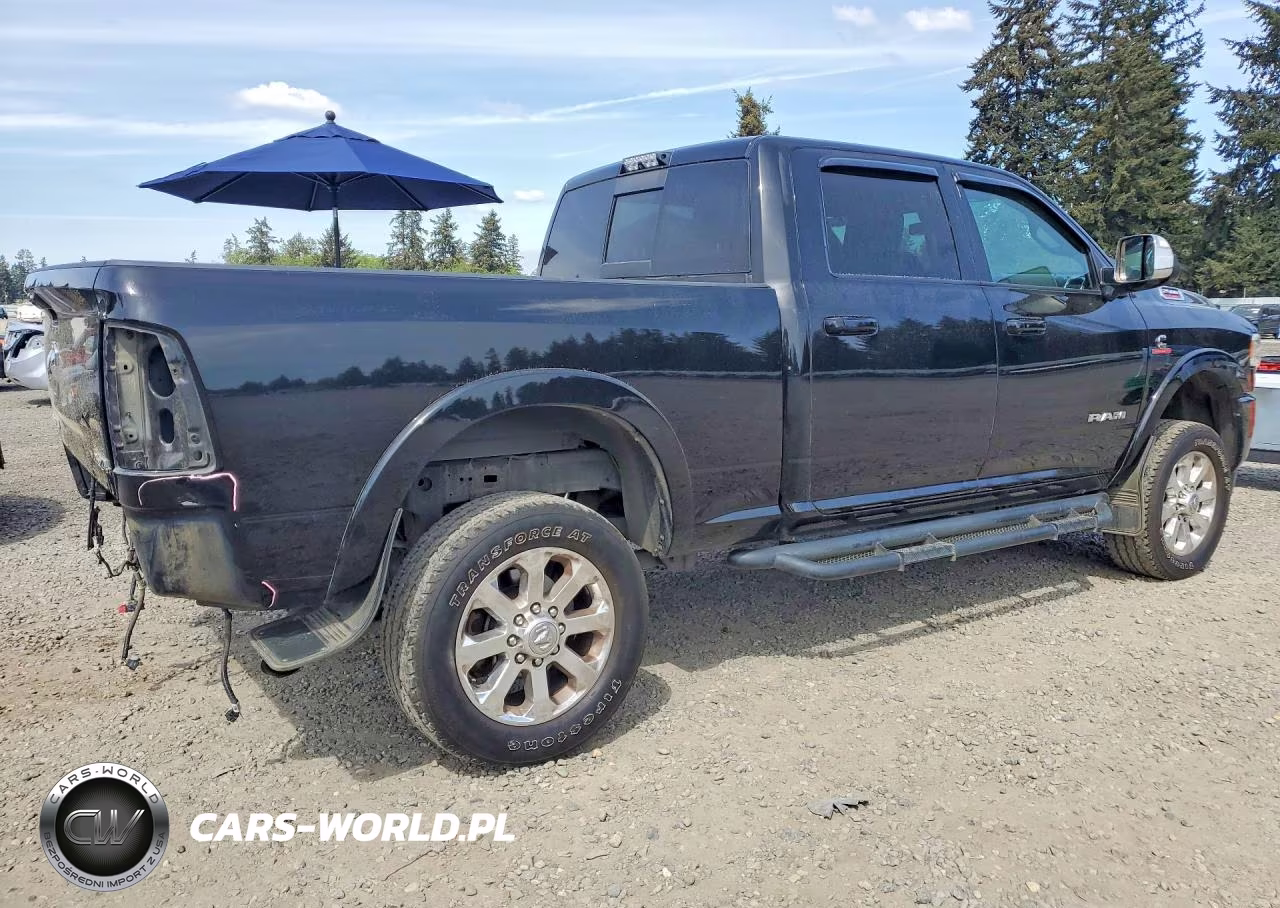 2019 Ram 2500 Laramie VIN:3C6UR5FL7KG535256 - 3