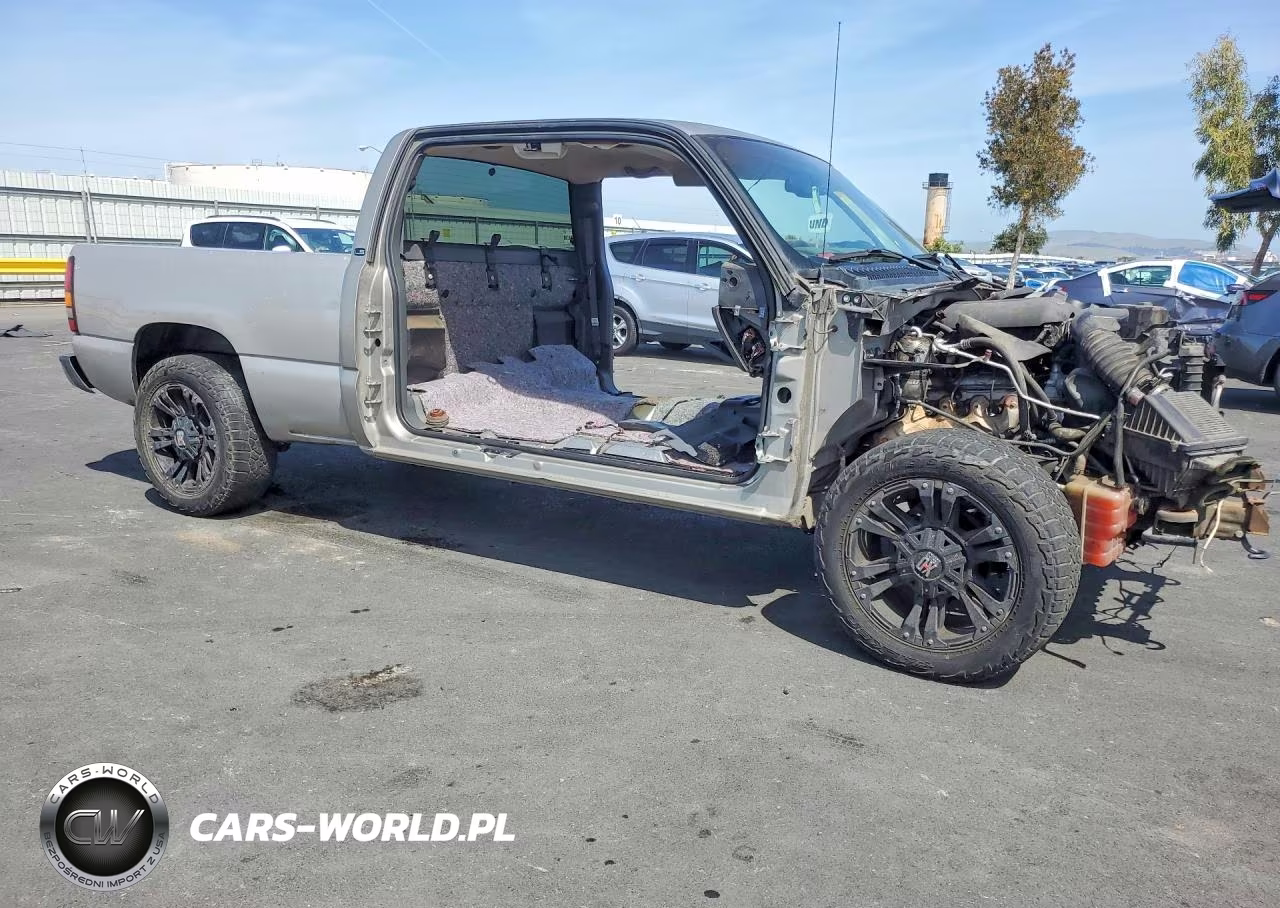 2003 Chevrolet Silverado C1500 VIN:2GCEC19V231125625 - 4
