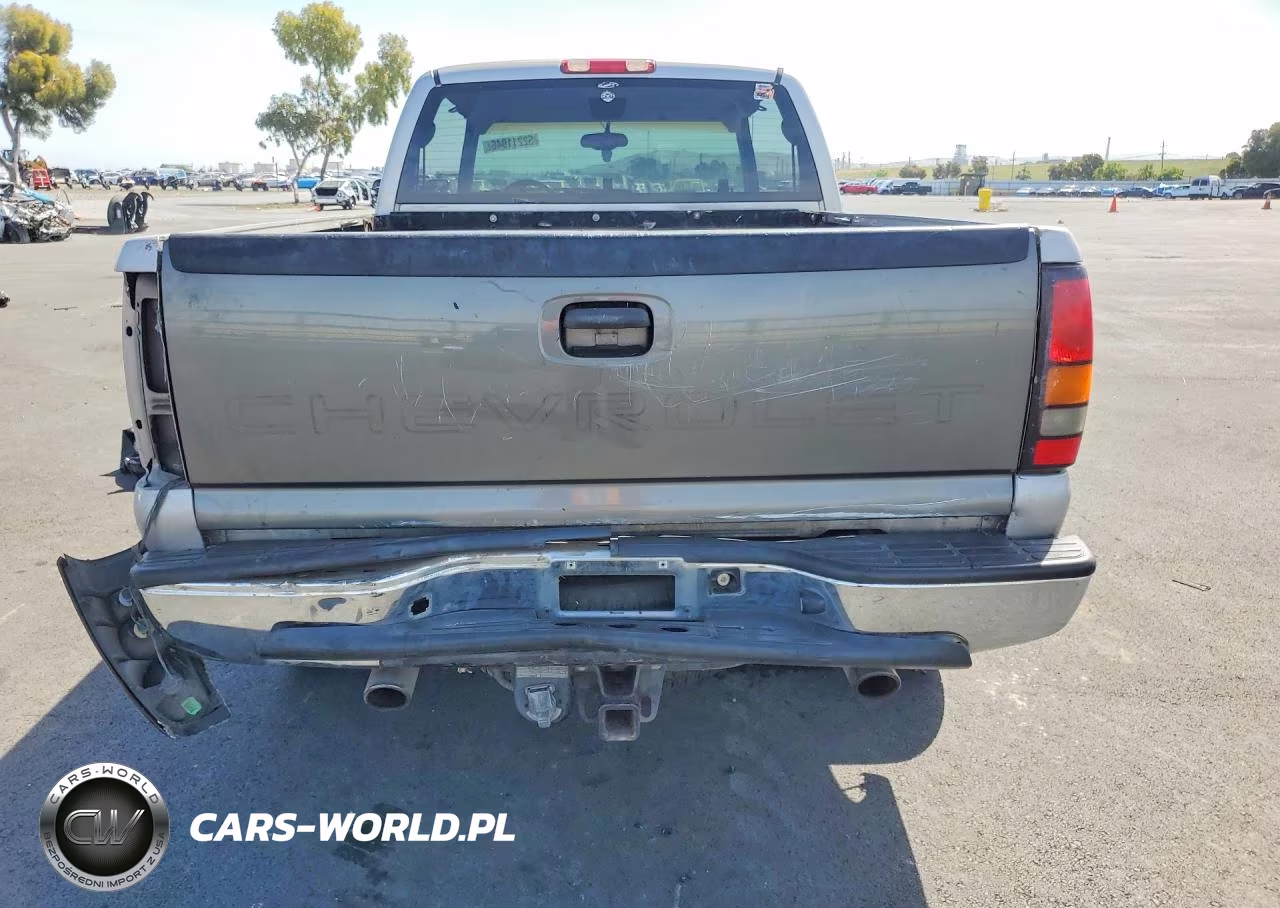 2003 Chevrolet Silverado C1500 VIN:2GCEC19V231125625 - 6