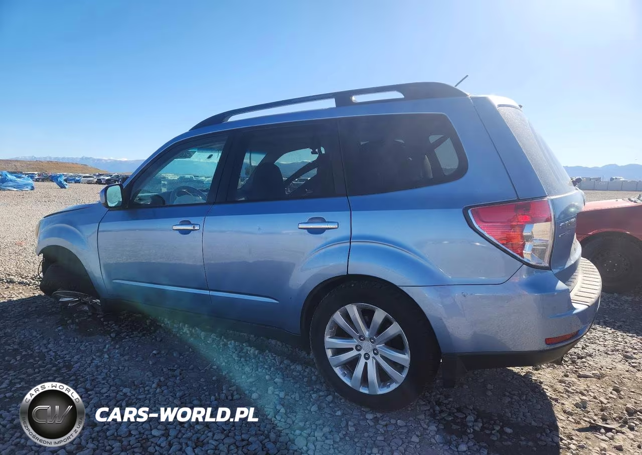2011 Subaru Forester 2.5X Premium VIN:JF2SHADCXBH757697 - 2