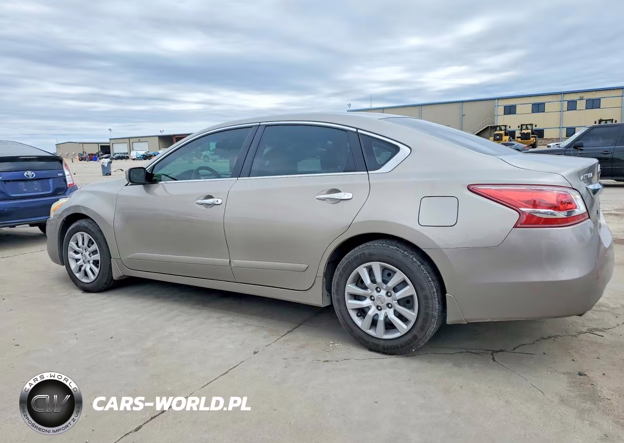 2013 Nissan Altima 2.5 VIN:1N4AL3AP3DC921048 - 2