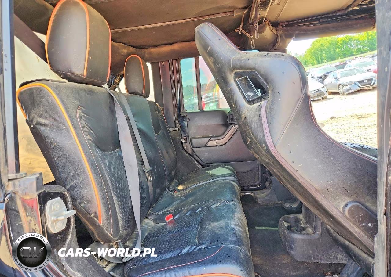 2018 Jeep Wrangler Unlimited Sport VIN:1C4BJWDGXJL931704 - 11