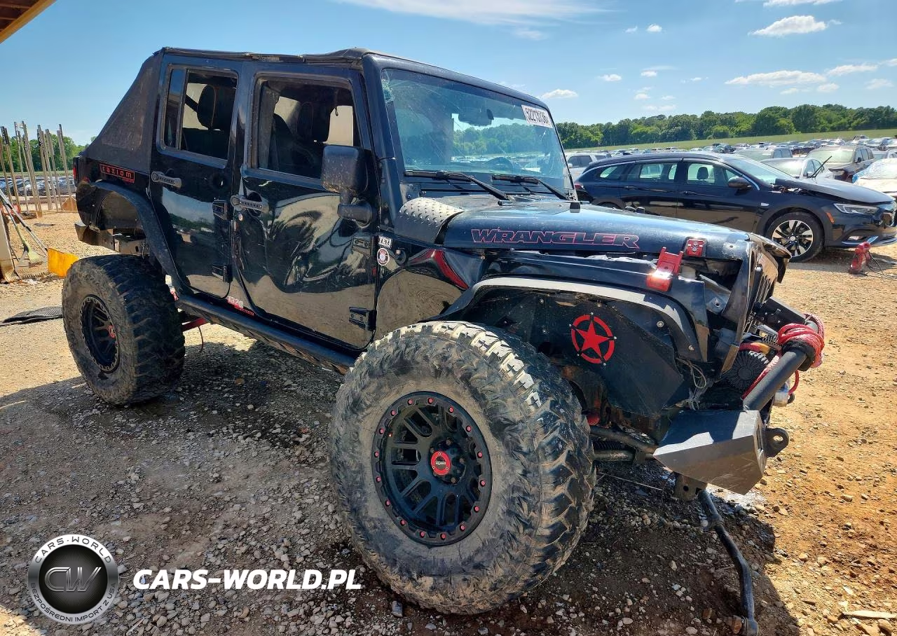 2018 Jeep Wrangler Unlimited Sport VIN:1C4BJWDGXJL931704 - 4