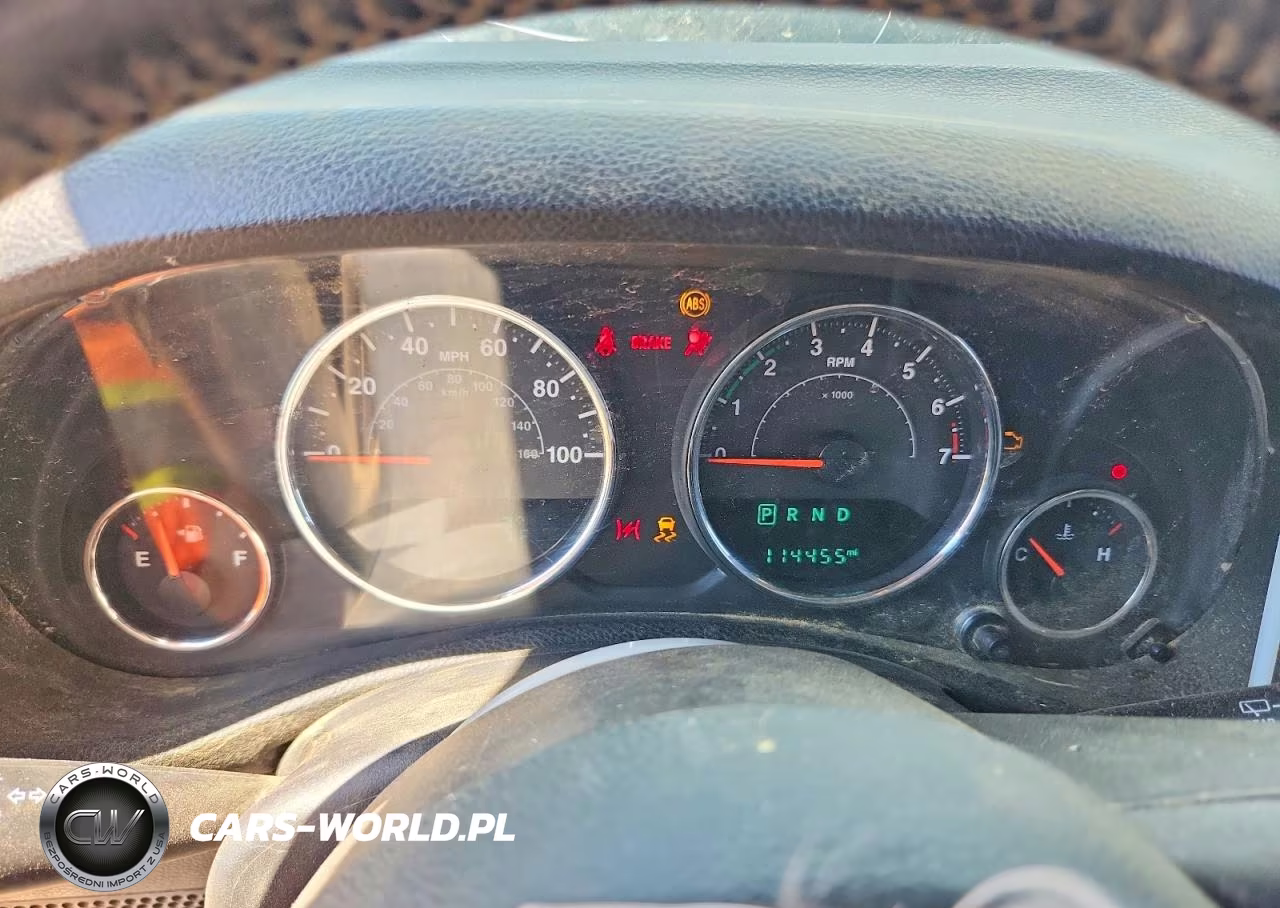 2018 Jeep Wrangler Unlimited Sport VIN:1C4BJWDGXJL931704 - 9
