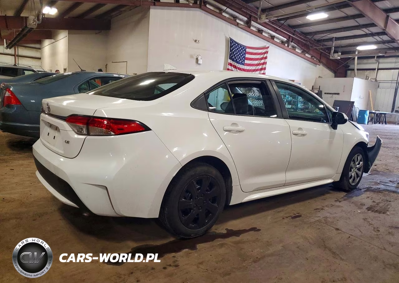 2021 Toyota Corolla Le VIN:5YFEPMAEXMP183986 - 3