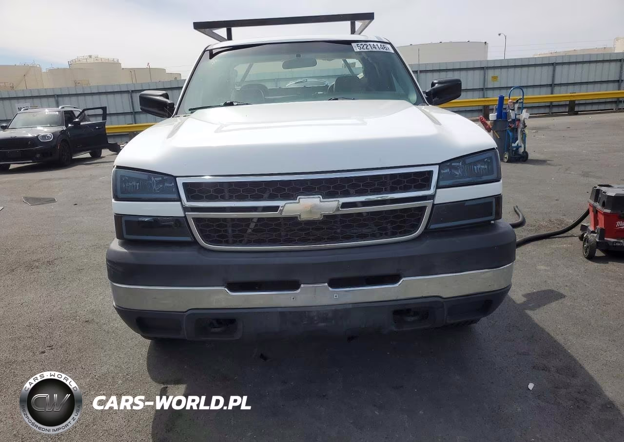2007 Chevrolet Silverado C2500 Heavy Duty VIN:1GBHC29U17E163592 - 5