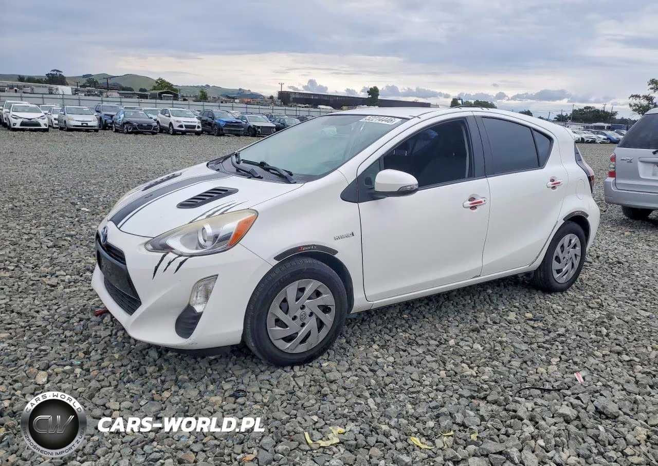 TOYOTA PRIUS C
