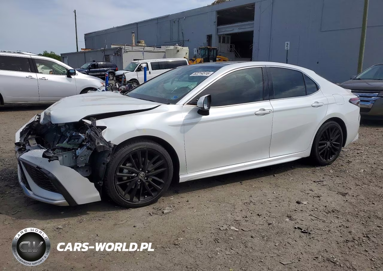 2024 Toyota Camry Xse V6 – zdjęcie 1 z 12