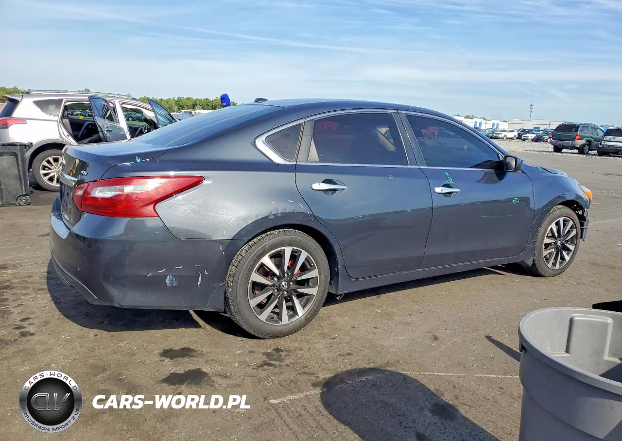 2018 Nissan Altima 2.5 S VIN:1N4AL3APXJC220213 - 3