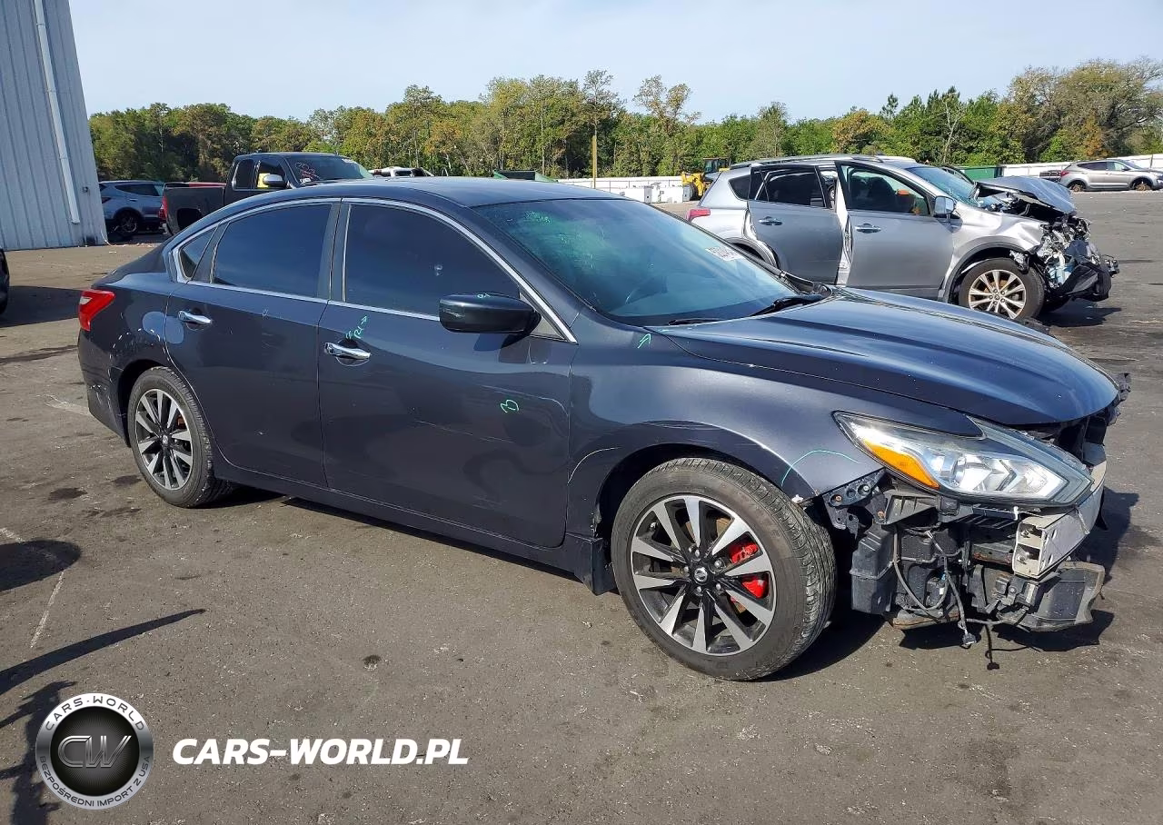2018 Nissan Altima 2.5 S VIN:1N4AL3APXJC220213 - 4