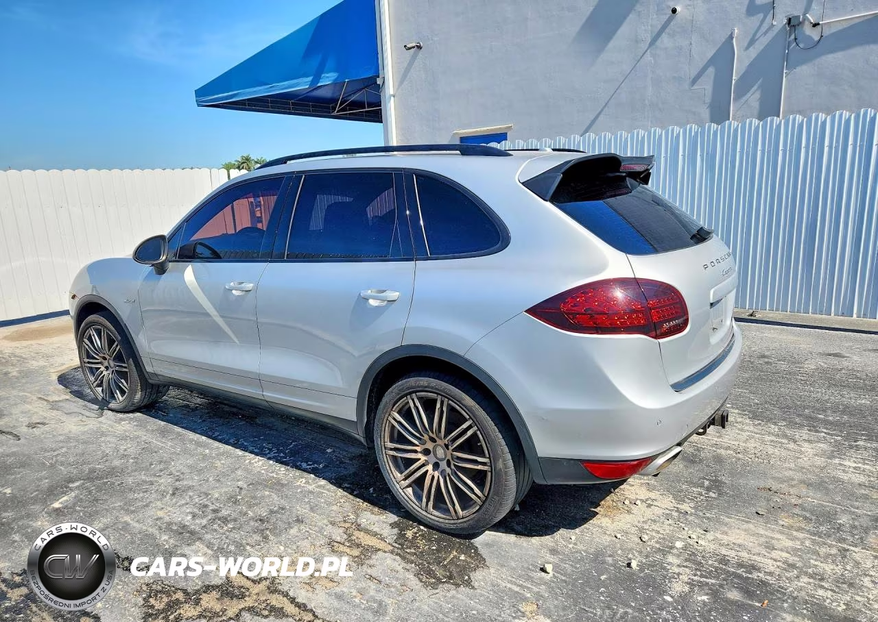 2013 Porsche Cayenne VIN:WP1AF2A24DLA25890 - 2