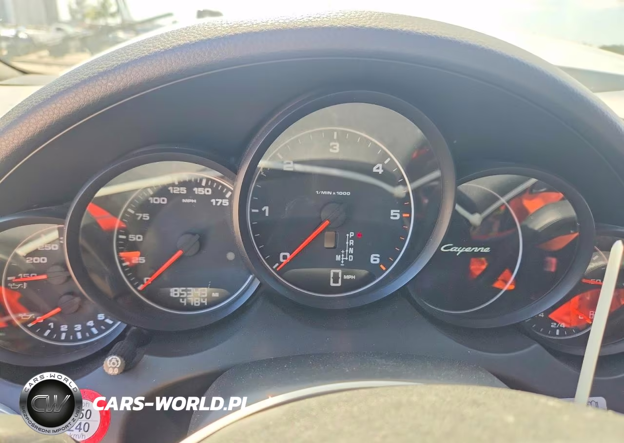 2013 Porsche Cayenne VIN:WP1AF2A24DLA25890 - 9
