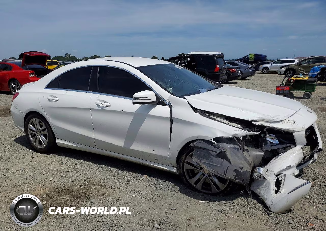 2018 Mercedes-Benz Cla 250 VIN:WDDSJ4EB0JN639898 - 4