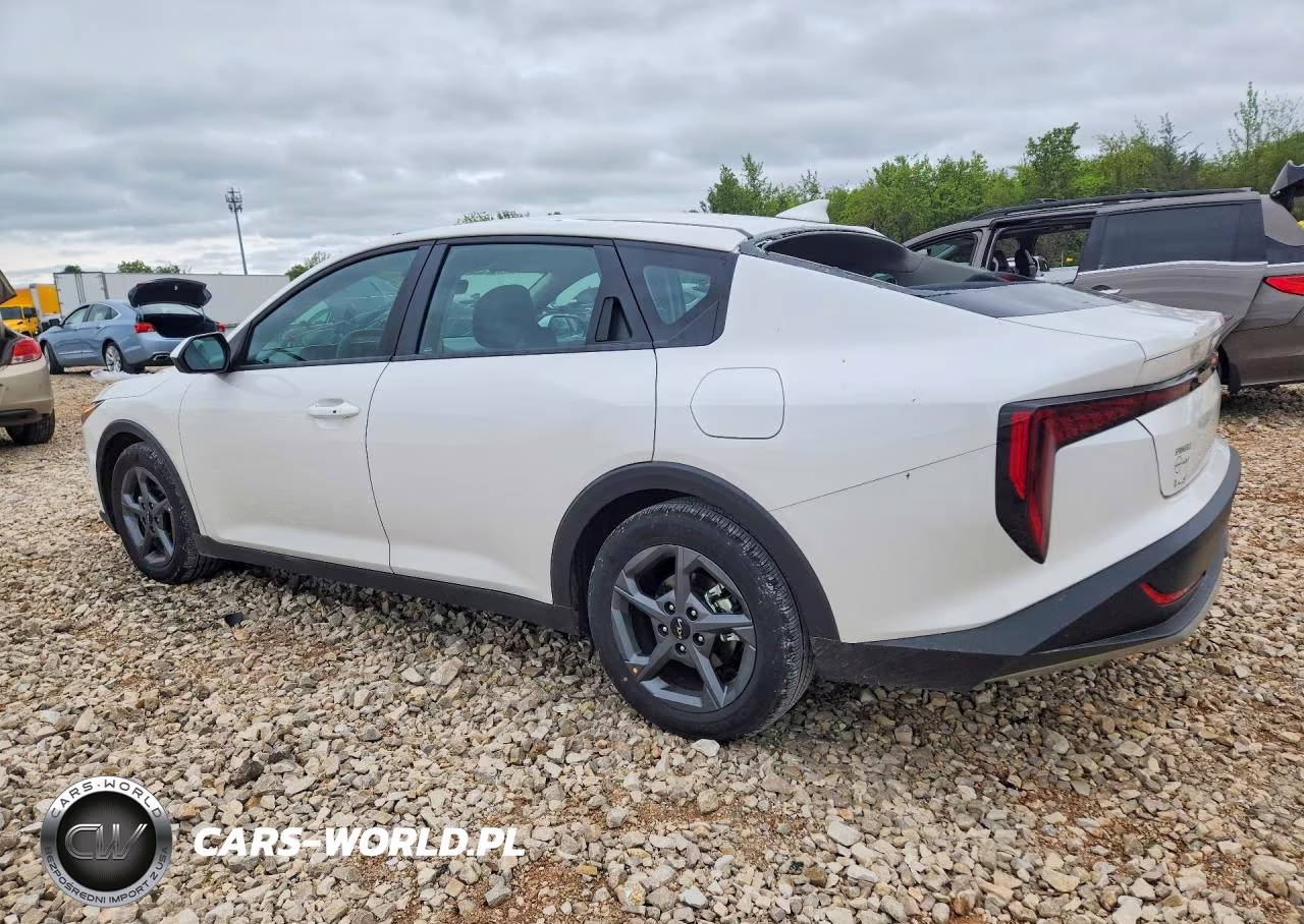 2025 Kia K4 Lxs VIN:3KPFT4DE2SE131066 - 2