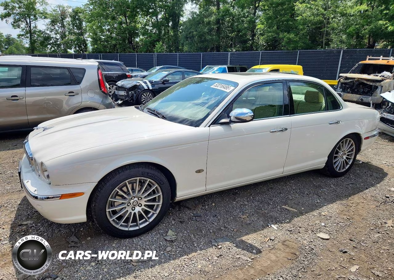 2007 Jaguar Xj8
