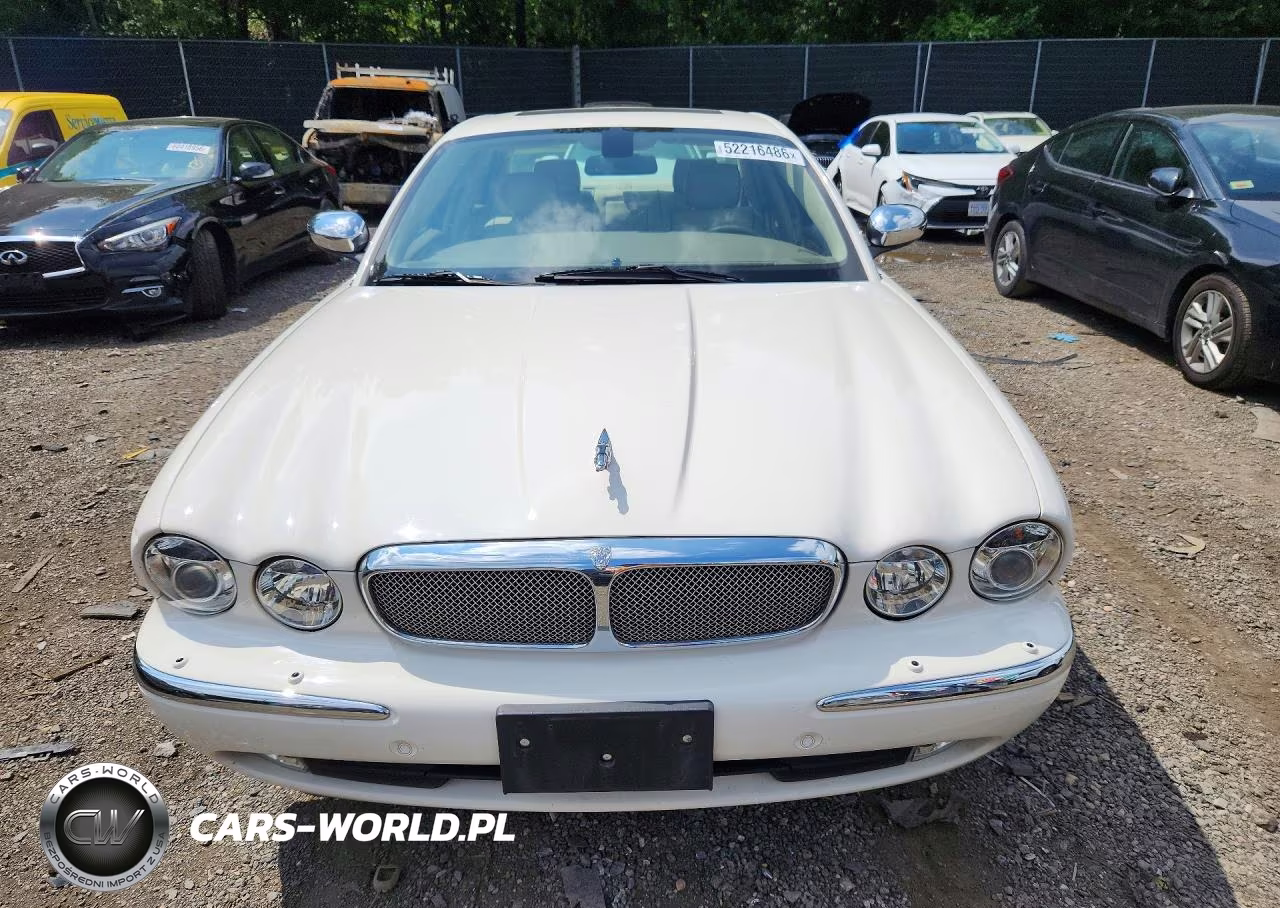 2007 Jaguar Xj8 VIN:SAJWA71B77SH17840 - 5
