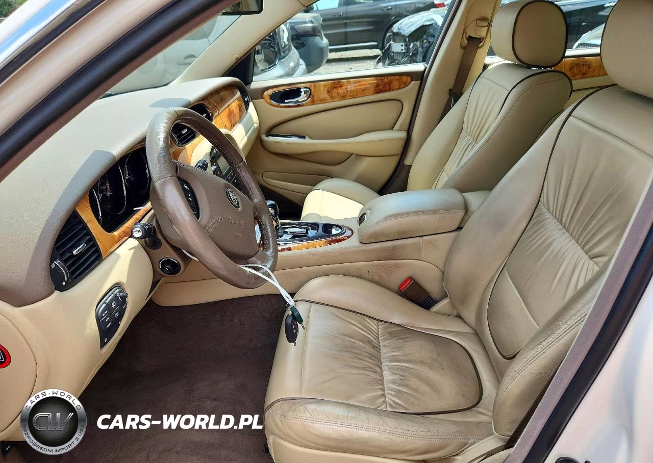 2007 Jaguar Xj8 VIN:SAJWA71B77SH17840 - 7