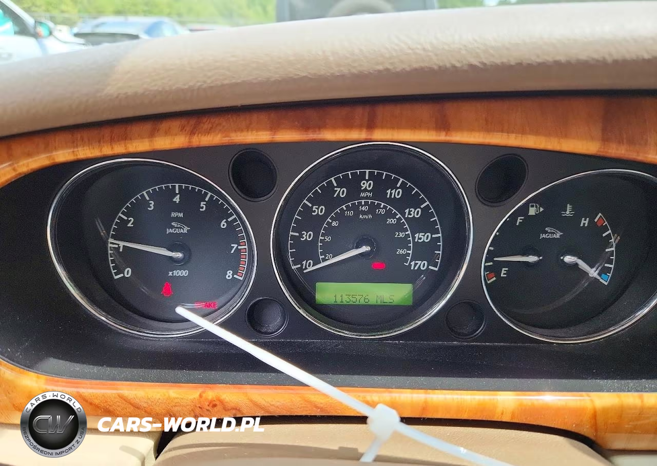 2007 Jaguar Xj8 VIN:SAJWA71B77SH17840 - 9