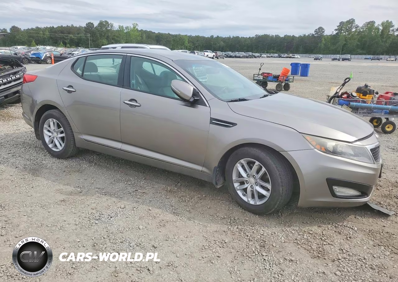2013 Kia Optima Lx VIN:5XXGM4A72DG224994 - 4