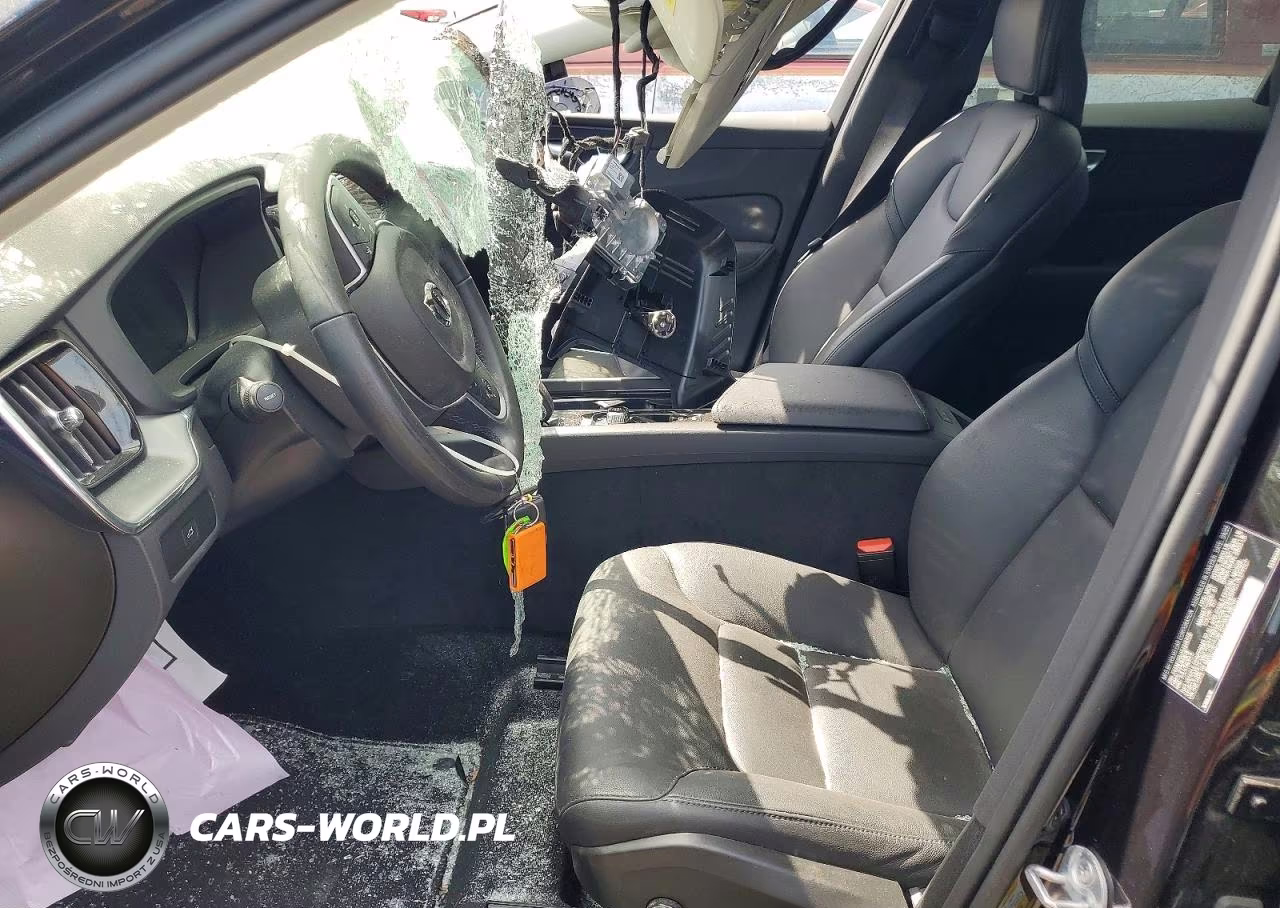 2025 Volvo Xc60 Core VIN:YV4M12RJ1S1216102 - 7