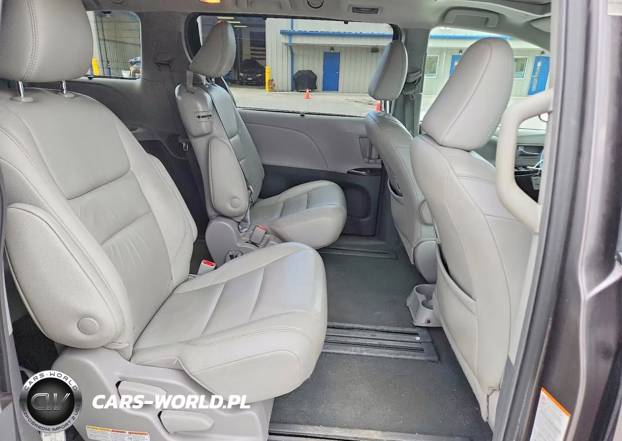 2019 Toyota Sienna Xle 8-Passenger VIN:5TDYZ3DC3KS988776 - 11