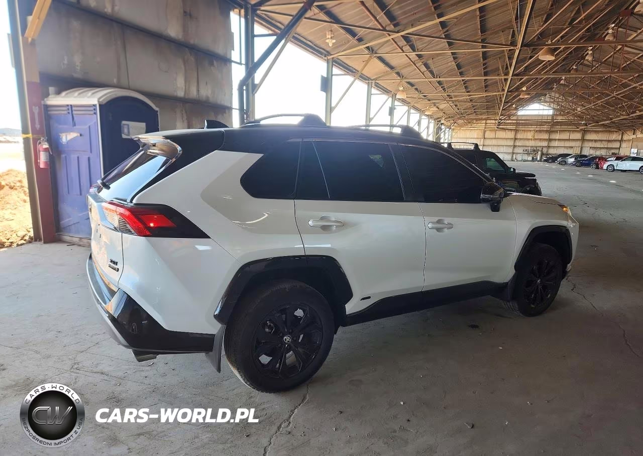 2024 Toyota Rav4 Xse VIN:2T3E6RFV3RW058561 - 3
