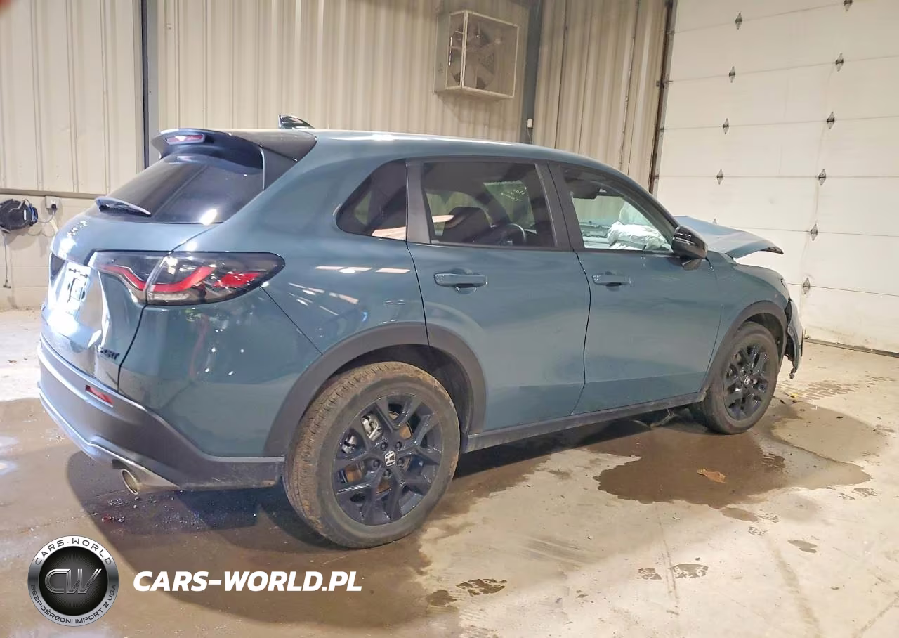2025 Honda Hr-V Sport VIN:3CZRZ2H51SM756049 - 3