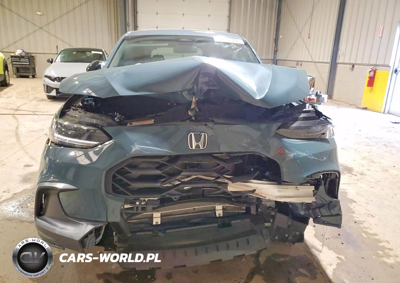 2025 Honda Hr-V Sport VIN:3CZRZ2H51SM756049 - 5
