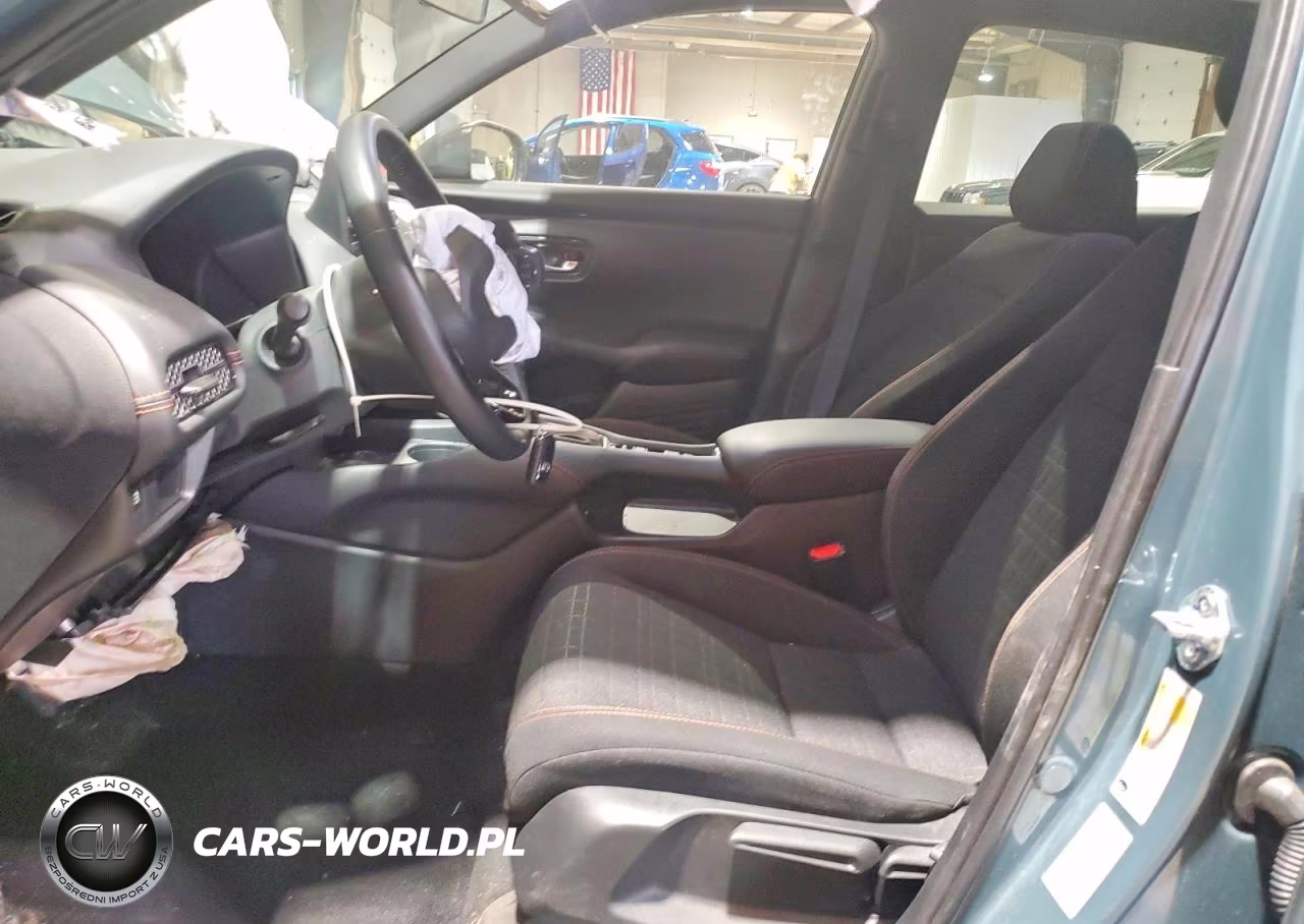 2025 Honda Hr-V Sport VIN:3CZRZ2H51SM756049 - 7