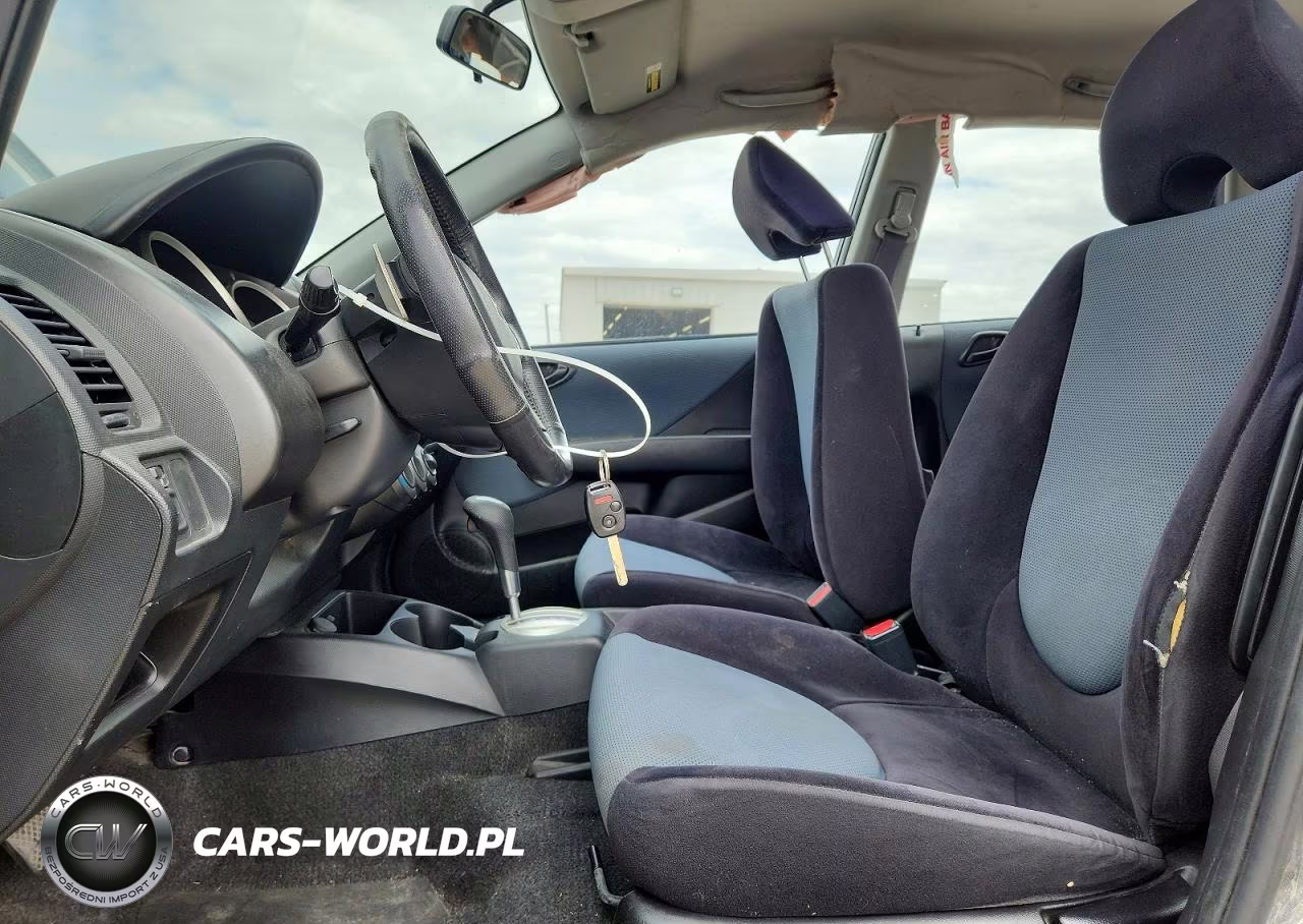 2008 Honda Fit Sport VIN:JHMGD38618S013898 - 7