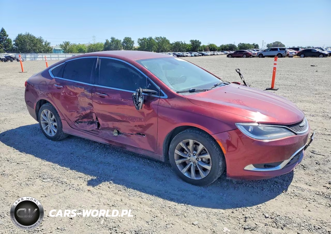 2015 Chrysler 200 C VIN:1C3CCCCB3FN745148 - 4